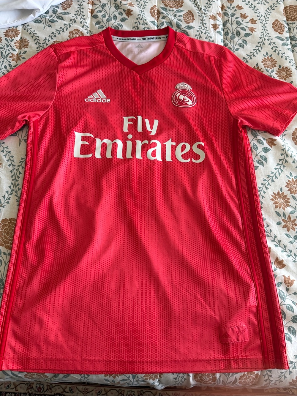 adidas Kids Red Real Madrid Fly Emirates Soccer Jersey